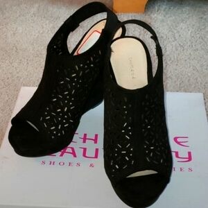 Chinese Laundry Wedge Heels Sandals Faux Suede